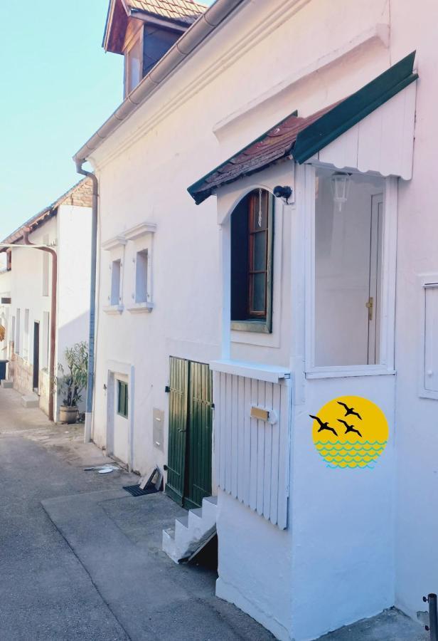 Ferienhaus In Historischer Hofgasse Mörbisch am See Exteriör bild